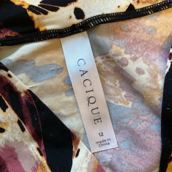 CACIQUE FLORAL WRAP STYLE 3/4 LENGTH ROBE - Picture 5 of 9